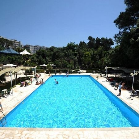 Hotel Villa Rosa Мартина Франка Екстериор снимка