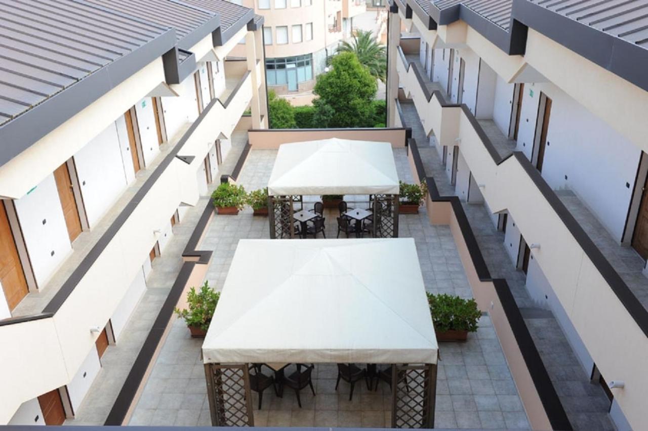 Hotel Villa Rosa Мартина Франка Екстериор снимка